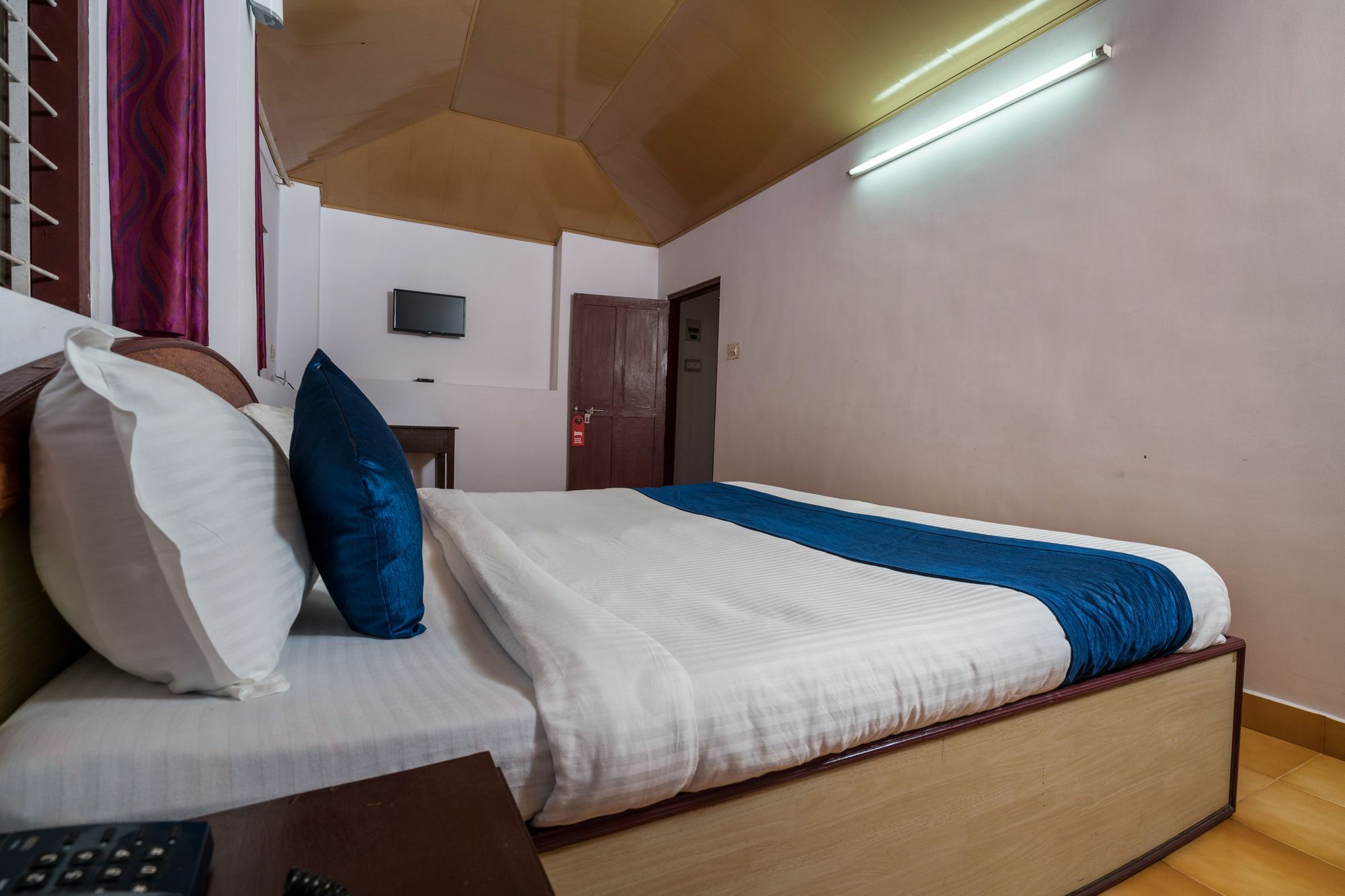 Oyo 10262 Hotel Munnar Rock Экстерьер фото